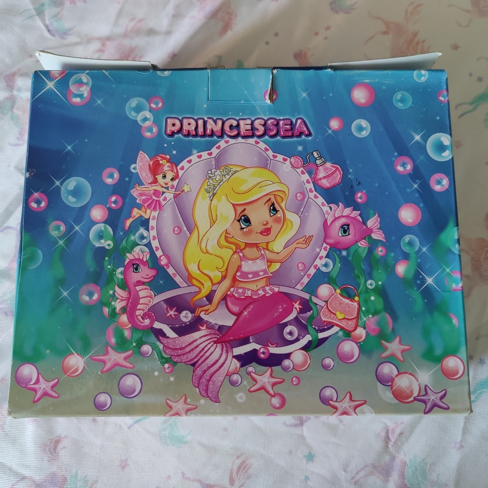 Brand new Princessea Emma pink splash pad